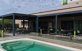 Hotel Ibis Styles Montargis Arboria